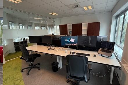 Kantoorplekken van Meet and C